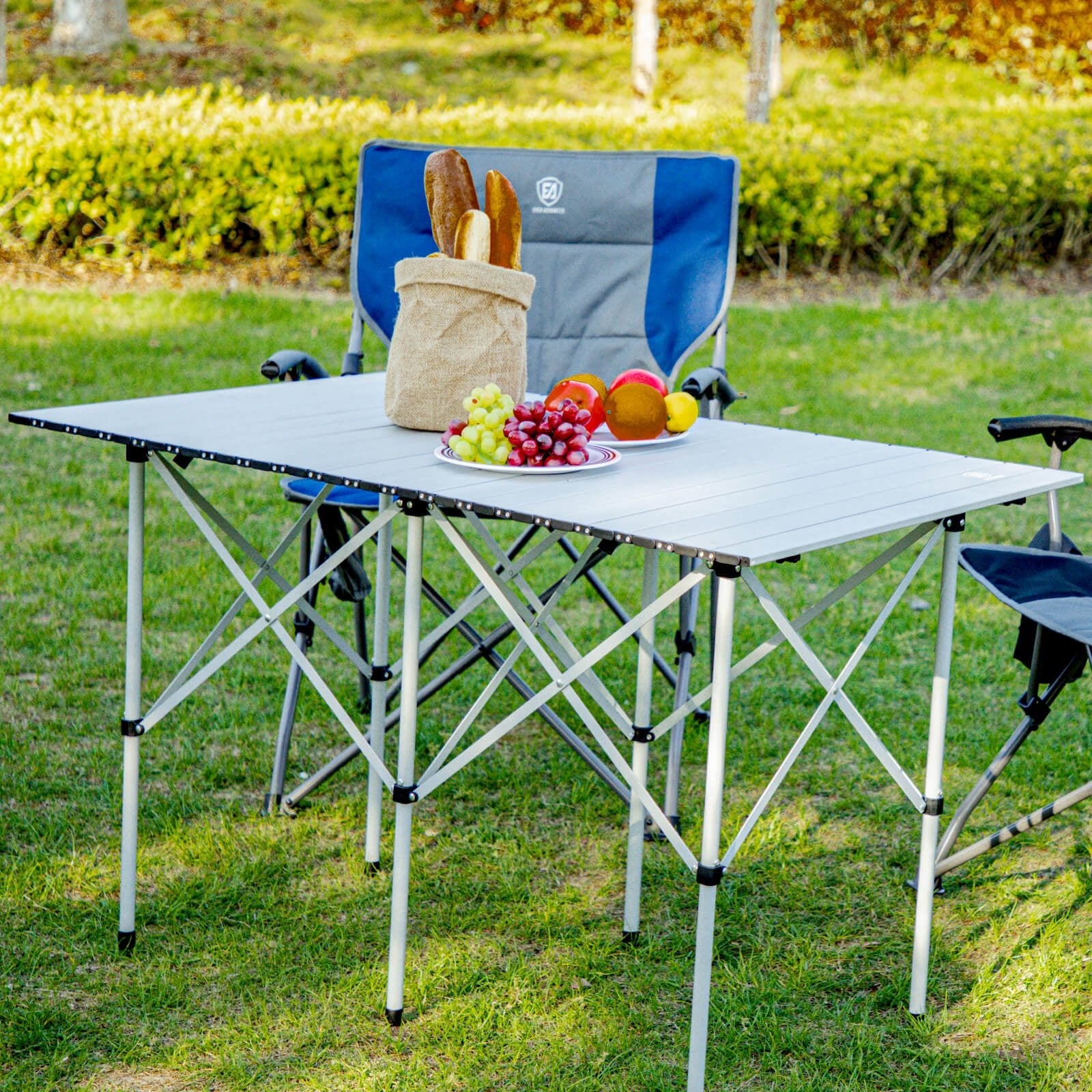 EVER ADVANCED - Portable Roll - Up Camping Table -